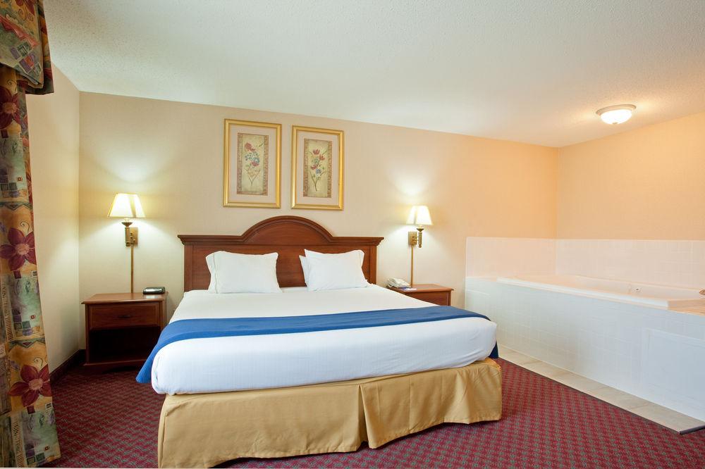 Comfort Inn & Suites Near Route 66 Lincoln Extérieur photo