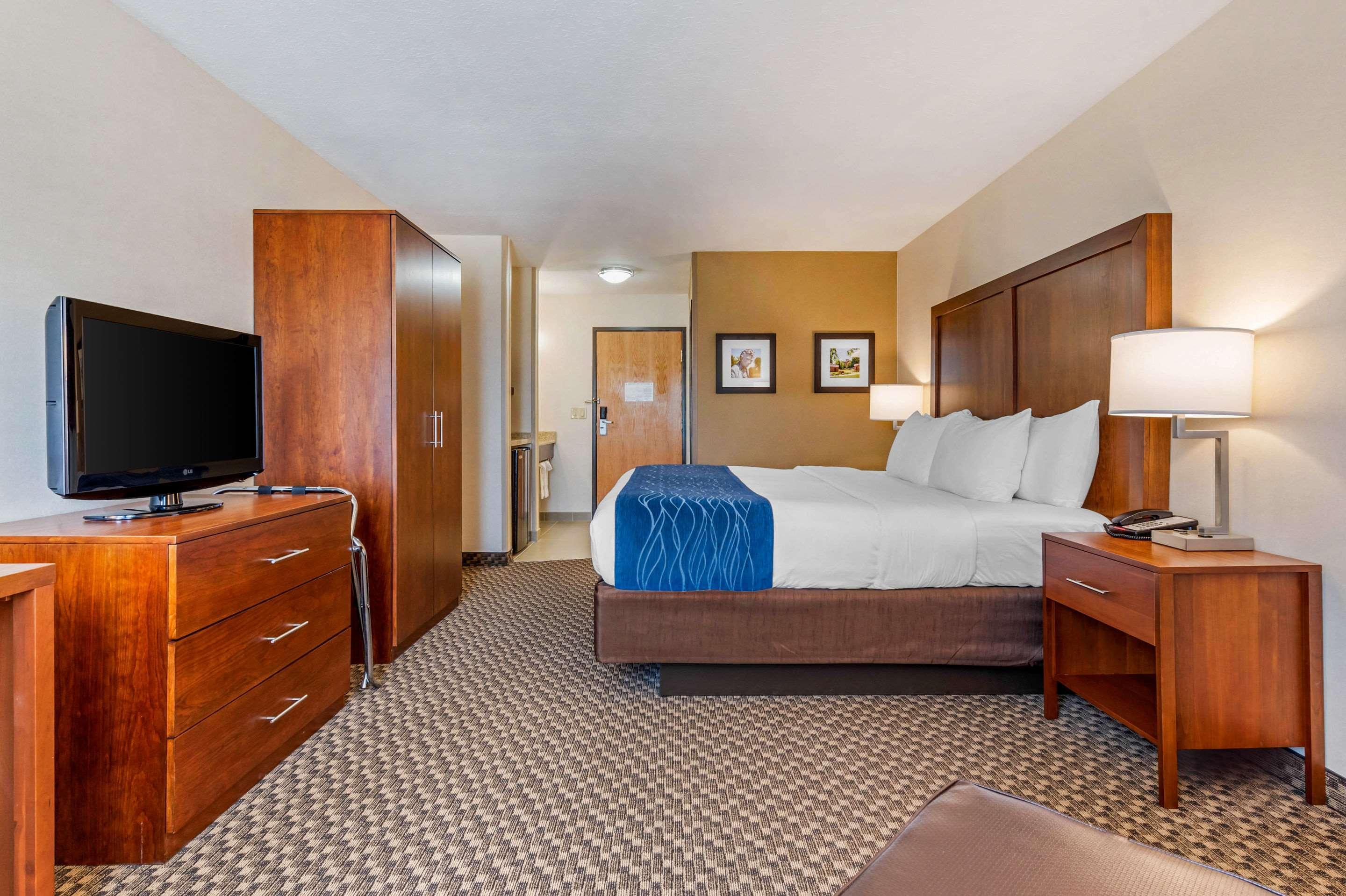 Comfort Inn & Suites Near Route 66 Lincoln Extérieur photo