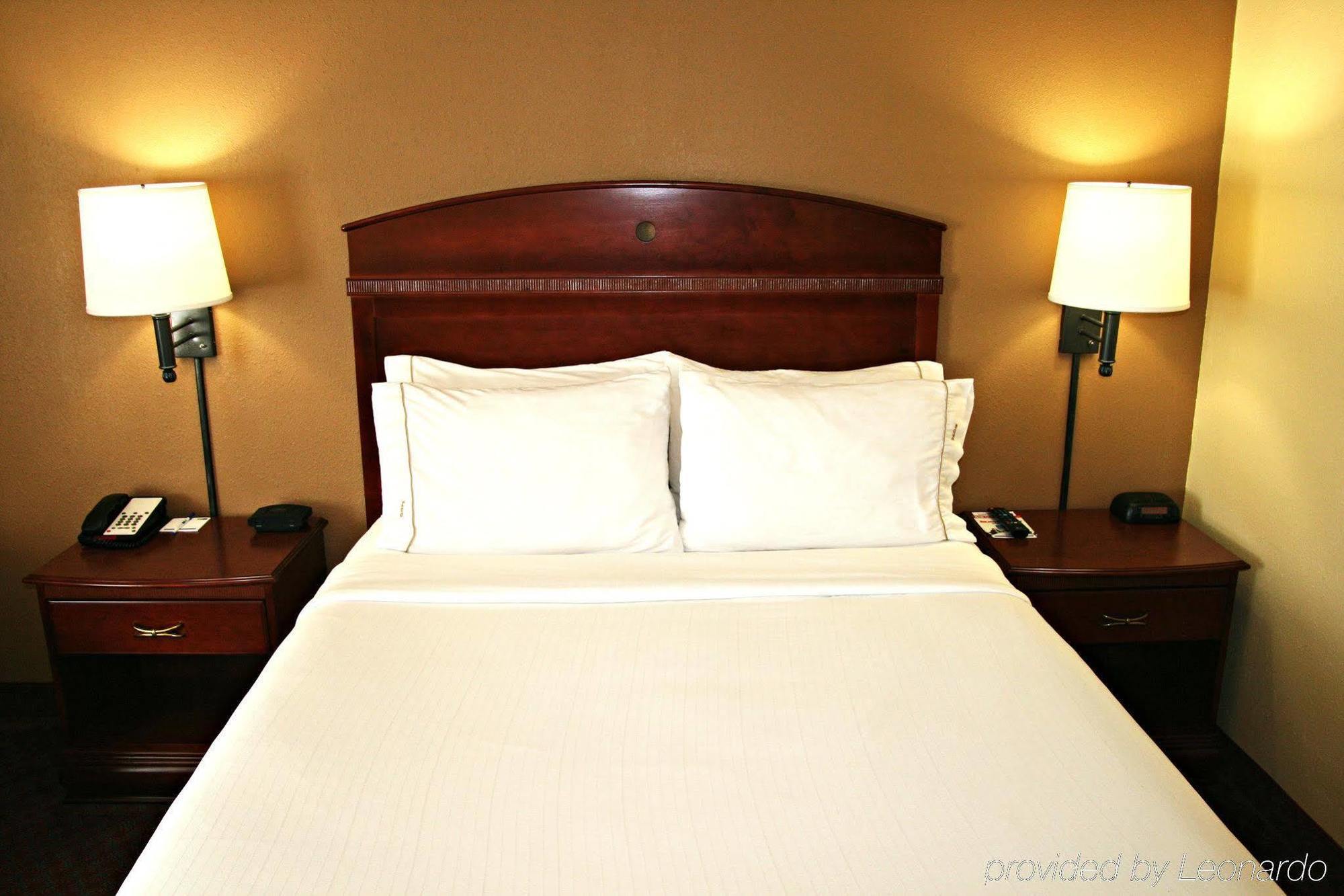 Comfort Inn & Suites Near Route 66 Lincoln Extérieur photo